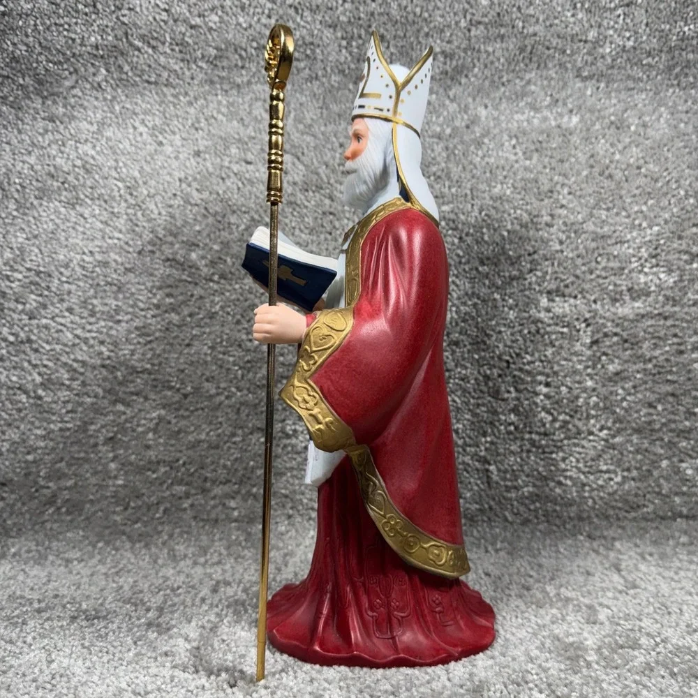 Lenox Saint Nicholas Porcelain Figurine International Santa Limited Edition 1993